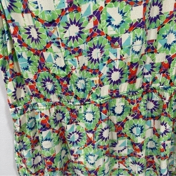 🍁 CAbi #316 Kaleidoscope sleeveless multi color print tie neck blouse Small - Picture 5 of 11